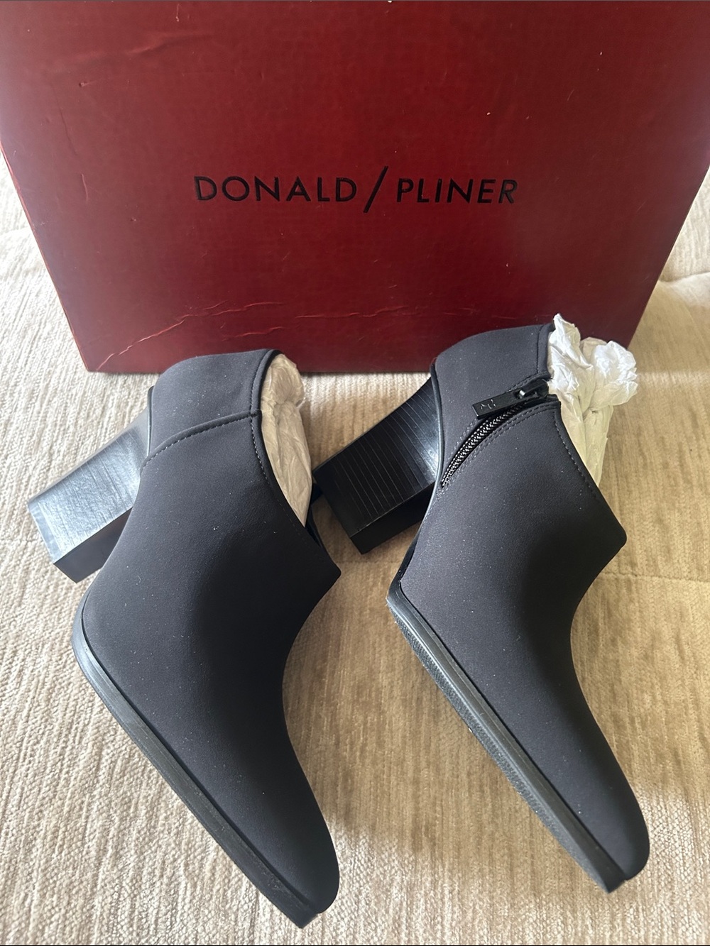 NIB Donald J. Pliner Black Stretch Ankle Booties with Block Heel 6.5